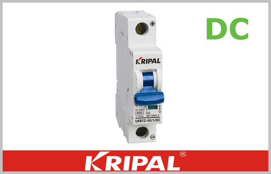 DC حلبة 500V / 1000V البسيطة قواطع حماية التيار الزائد 32 أمبير MCB